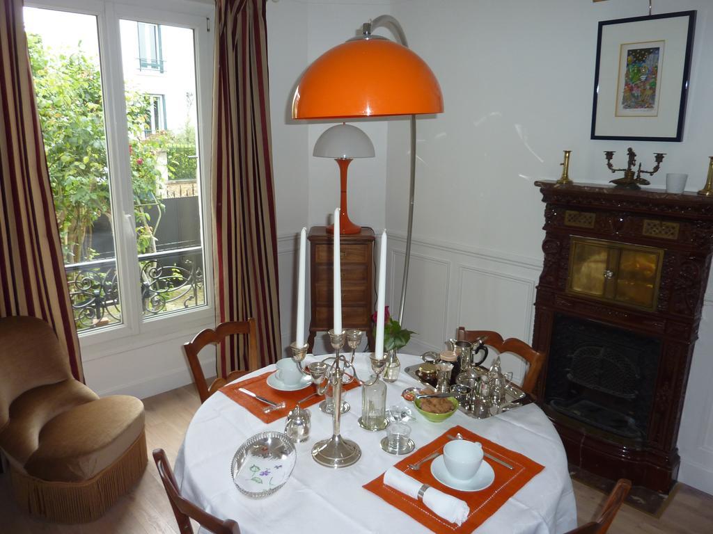 Maison Romantique Bed and Breakfast Le Perreux-Sur-Marne Exteriör bild