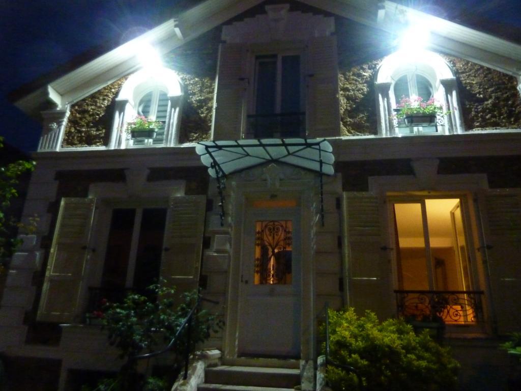 Maison Romantique Bed and Breakfast Le Perreux-Sur-Marne Exteriör bild